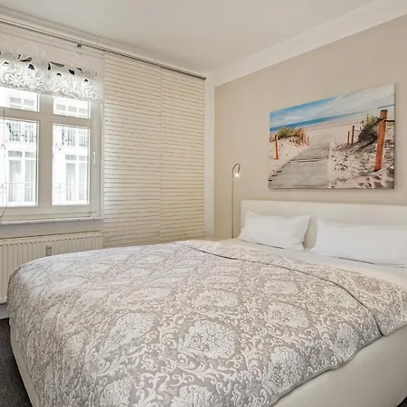 Haus Miramar 09 * Ostseebad Heringsdorf