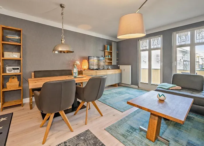 Haus Miramar 09 *